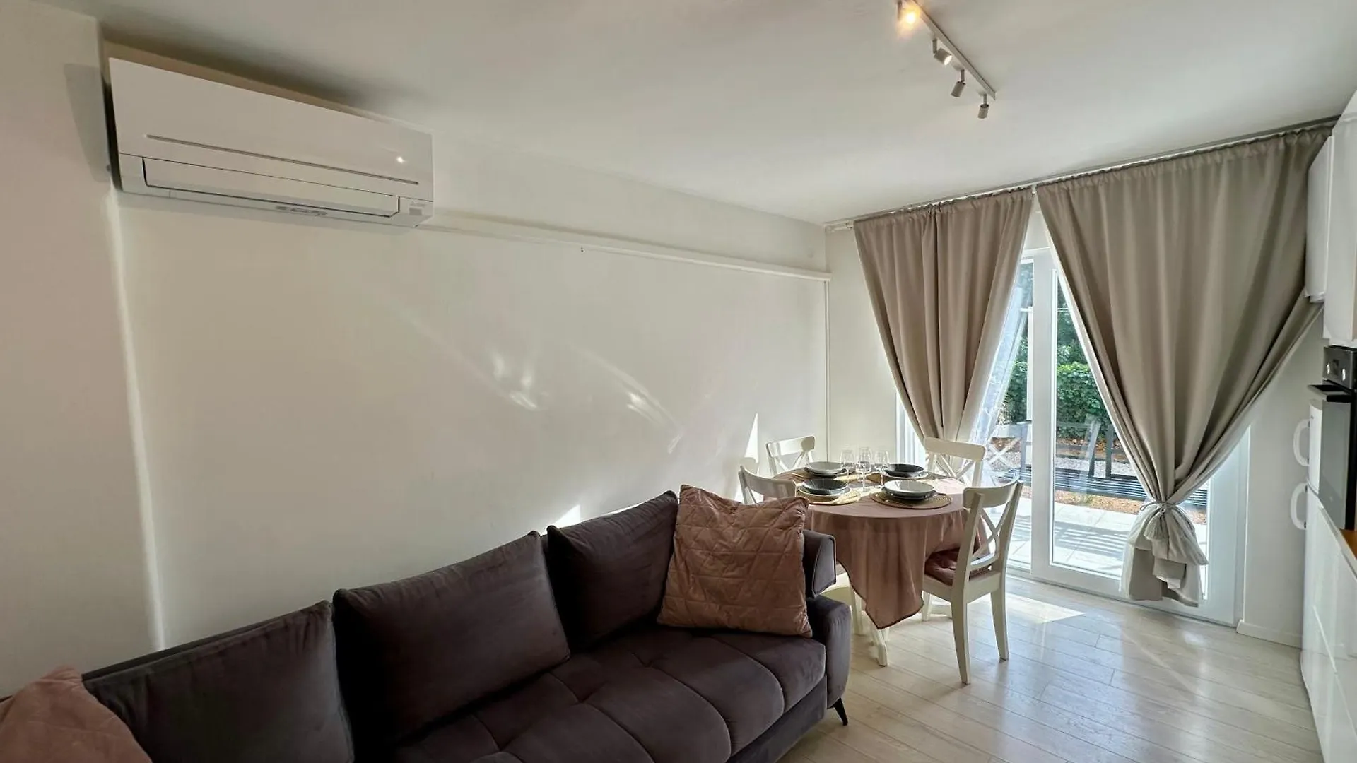 Apartment Charm Crikvenica 0*,  Croatia